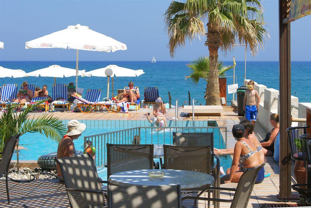Seafront Beach Hotel Apartments Rethymno Esterno foto