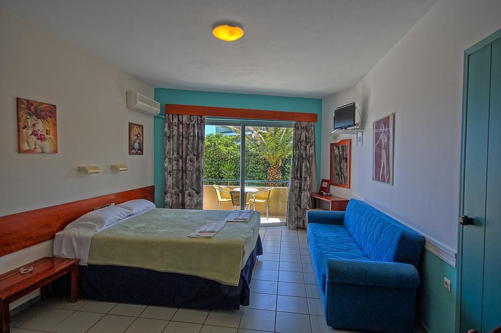Seafront Beach Hotel Apartments Rethymno Esterno foto