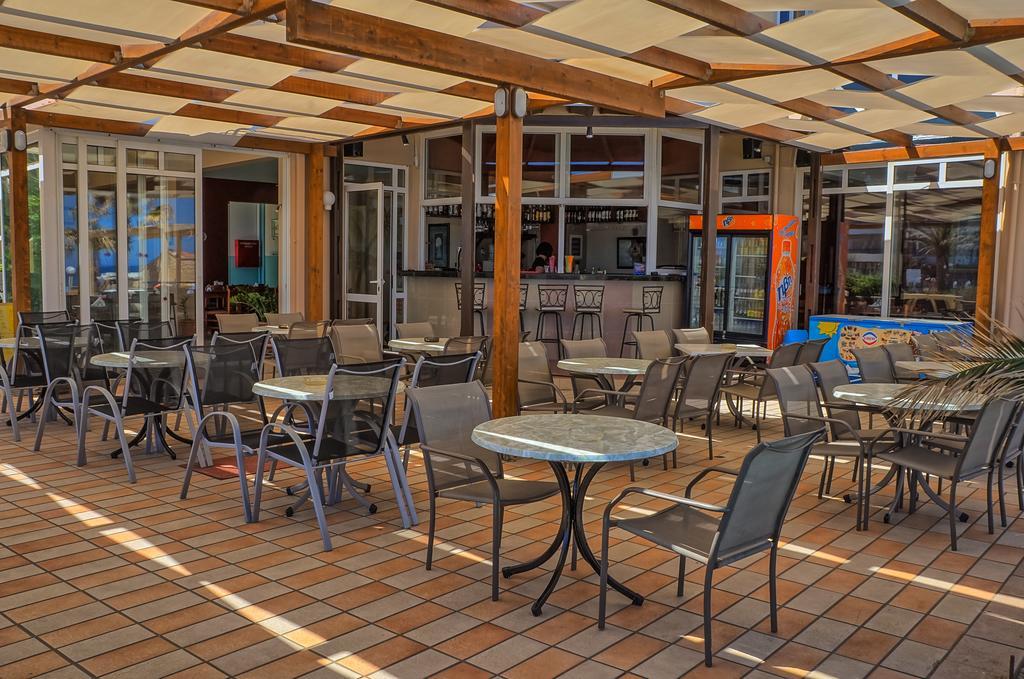 Seafront Beach Hotel Apartments Rethymno Esterno foto