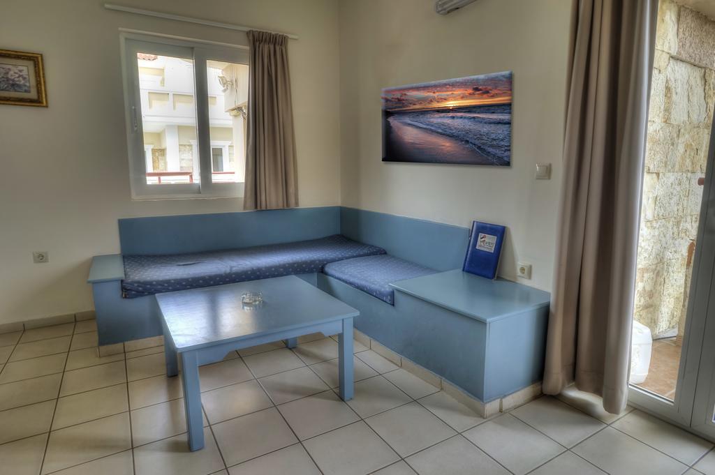 Seafront Beach Hotel Apartments Rethymno Esterno foto